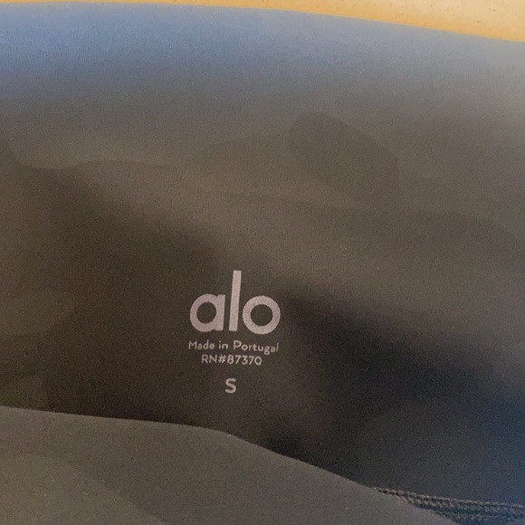 ALO HIGH WAIST VAPOR LEGGINGS - NWT! - Picture 12 of 13